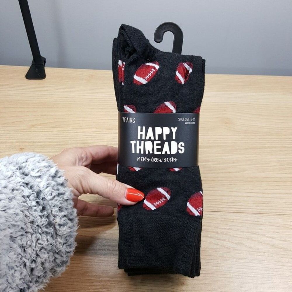 HAPPY THREADS Mens Crew Socks Black 7-Pack Basketball Football Baseball Sports